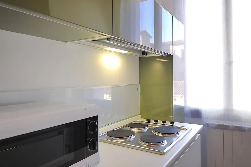 Venice Garden View Apartments